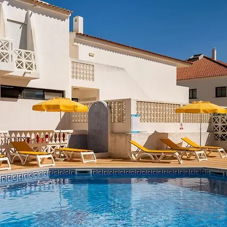 Oura White View 2 Min Walk Sea Албуфейра