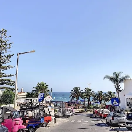 Oura White View 2 Min Walk Sea Албуфейра