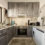 Apartment Oura White View 2 Min Walk Sea