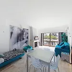 Oura White View 2 Min Walk Sea * Albufeira